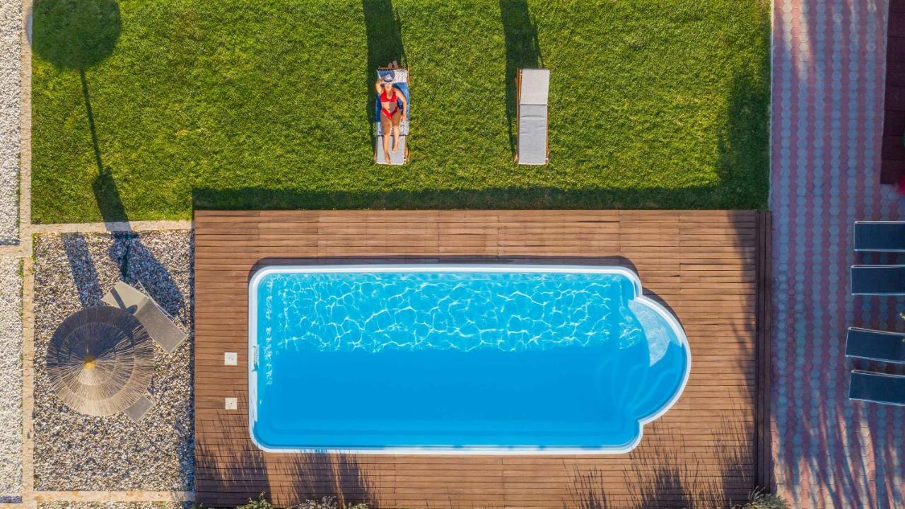 Villa Armonia Limni Vouliagmenis Exterior foto